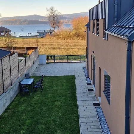 Relax Lipno- V Podkrovi U Plaze Windy Point Appartement Černá v Pošumaví