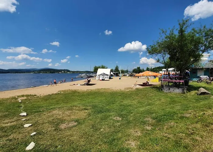 Relax Lipno- V Podkrovi U Plaze Windy Point Черна-в-Пошумави