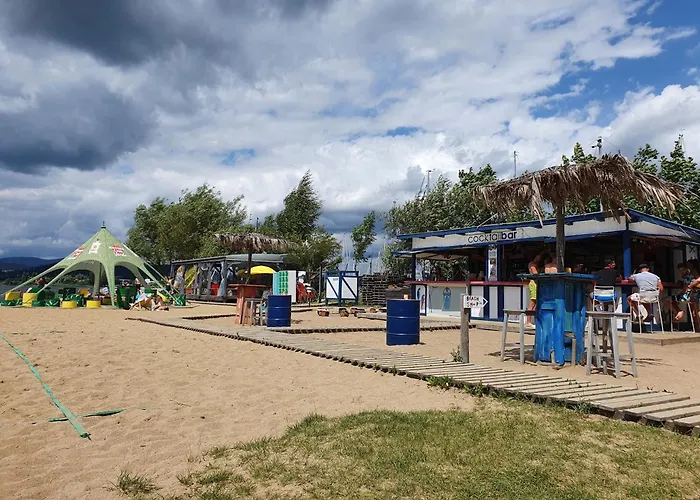 Relax Lipno- V Podkrovi U Plaze Windy Point * Черна-в-Пошумави